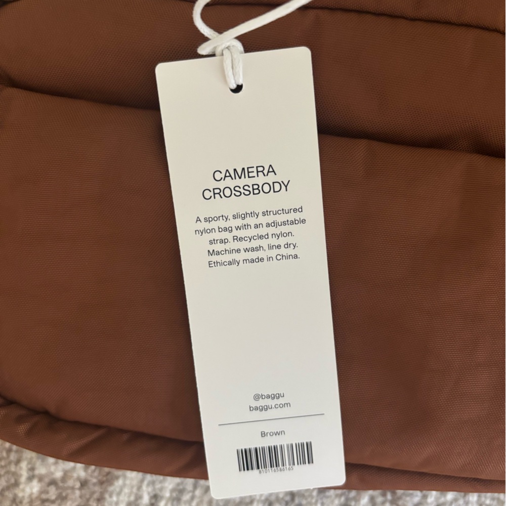 NWT BAGGU Brown Camera Crossbody Bag - Picture 5 of 6